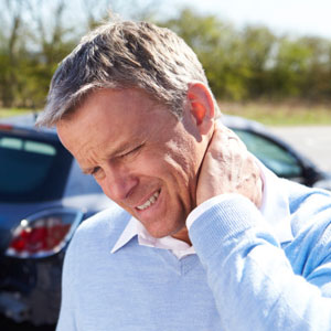 man with neck pain after auto accident